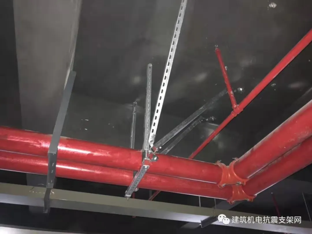 抗震支架的应用是机电抗震必要措施 抗震支架的应用是机电抗震必要措施