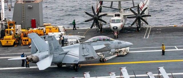 特朗普离任之前想打一仗，最后的疯狂能否上演？