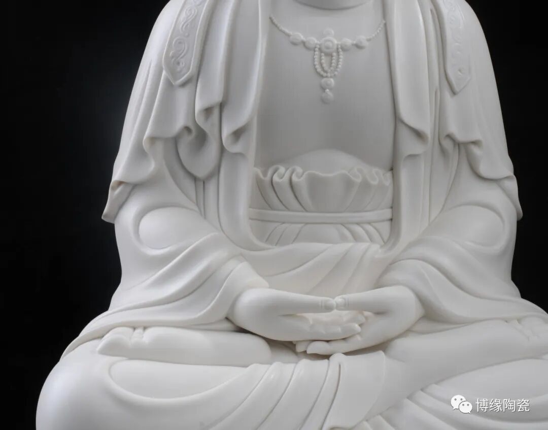 名瓷:福建省陶瓷艺术大师林建平《毗卢观音》鉴赏_德化陶瓷商城--德化