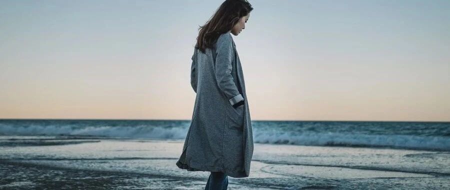 白百何离婚5年首次发声：睡在一起的每个晚上，我只想“杀”了自己