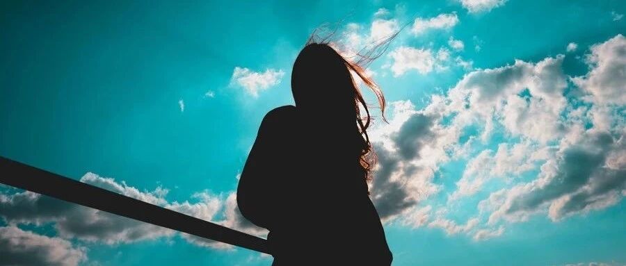 今晚的瓜，整个娱乐圈都瞒不住了！10张照片说明一切…