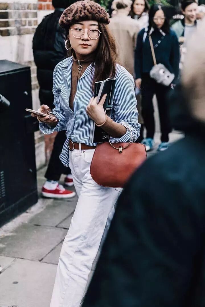 高領＋衛衣，高領＋襯衫，19年流行這麼穿，太時髦了！ 時尚 第35張