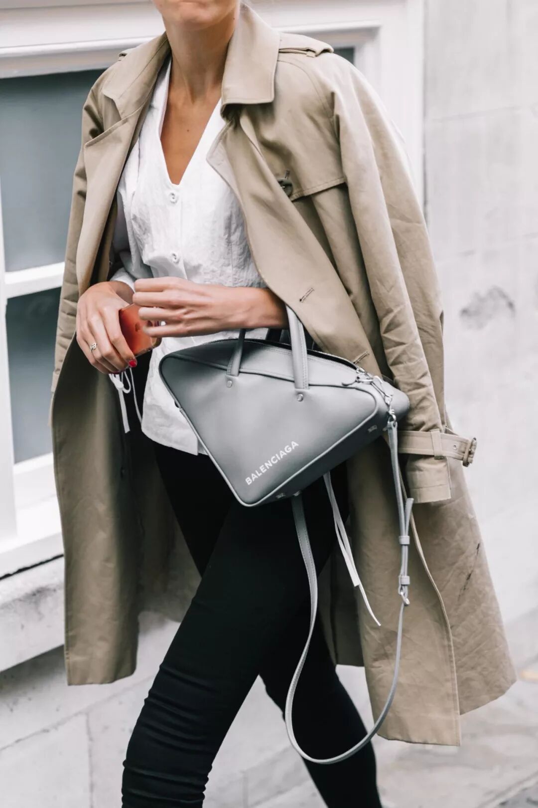 春天穿风衣+阔腿裤，简直就是气质精