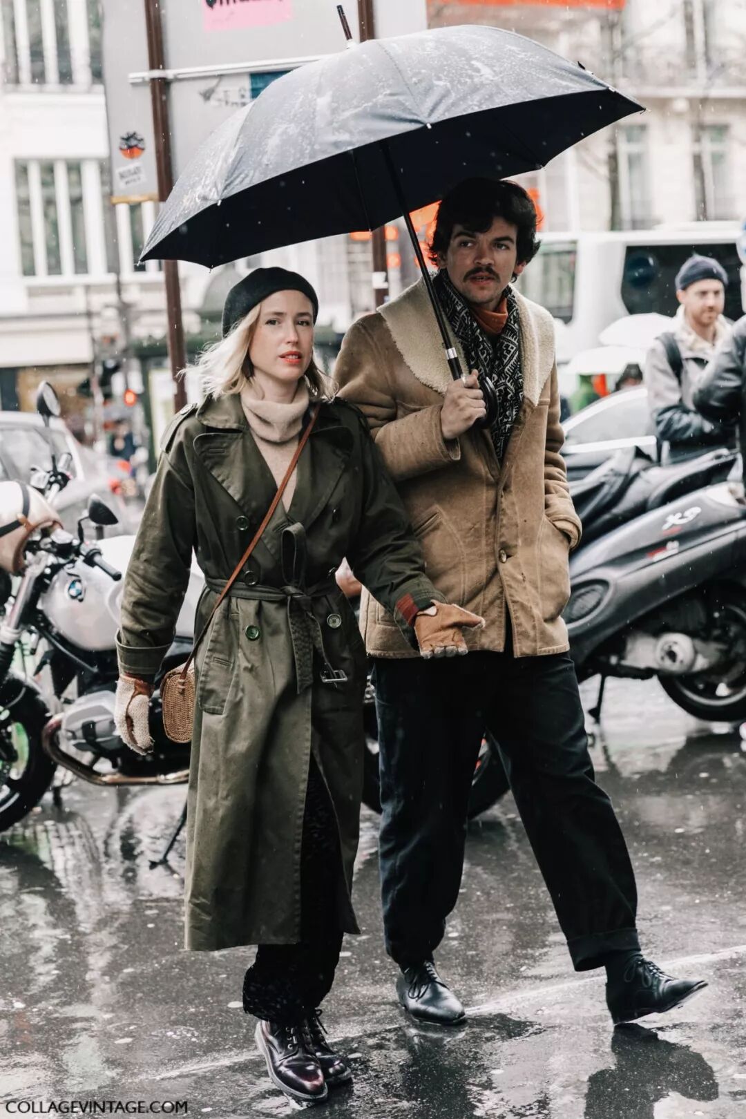 春天穿风衣+阔腿裤，简直就是气质精