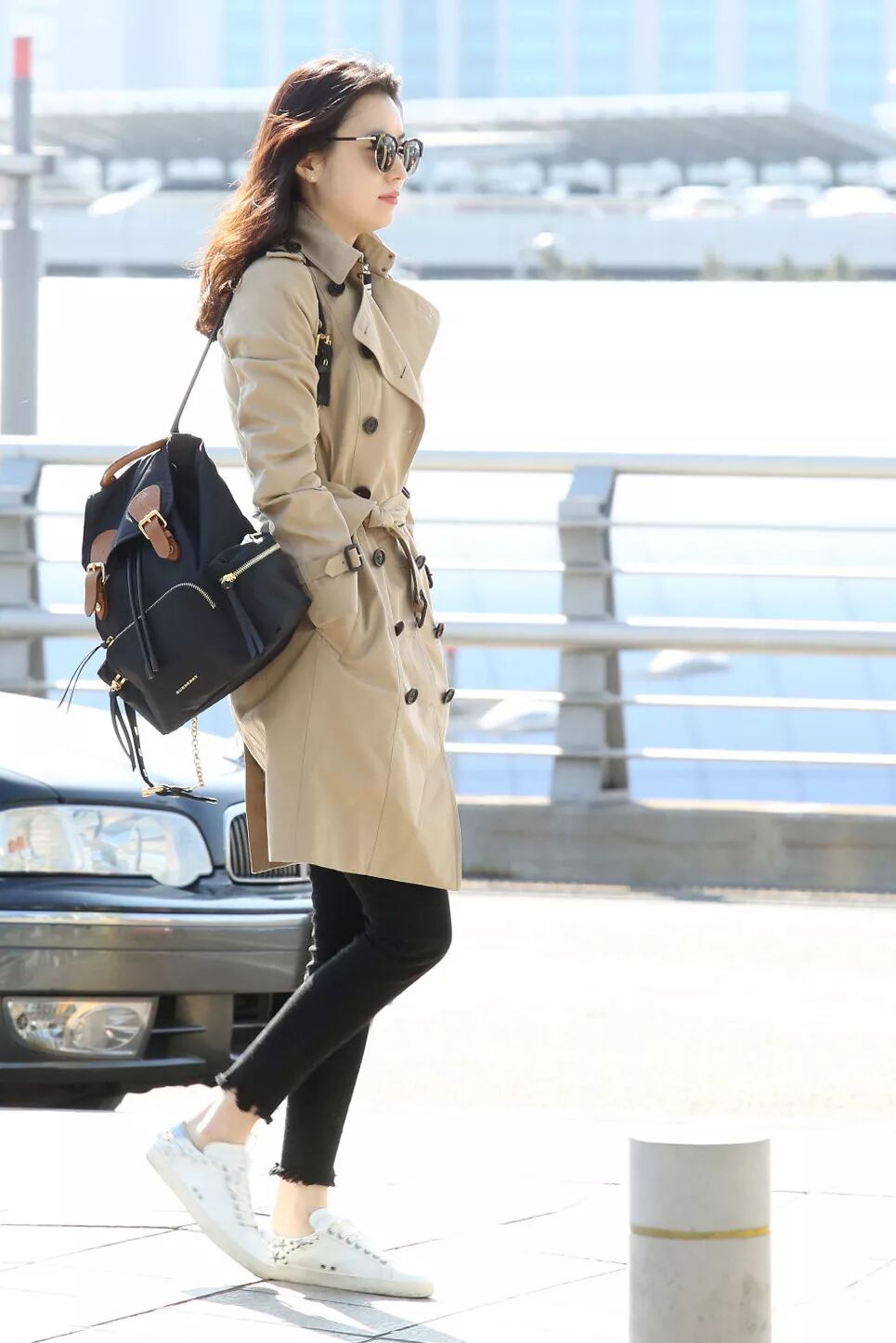 春天穿风衣+阔腿裤，简直就是气质精