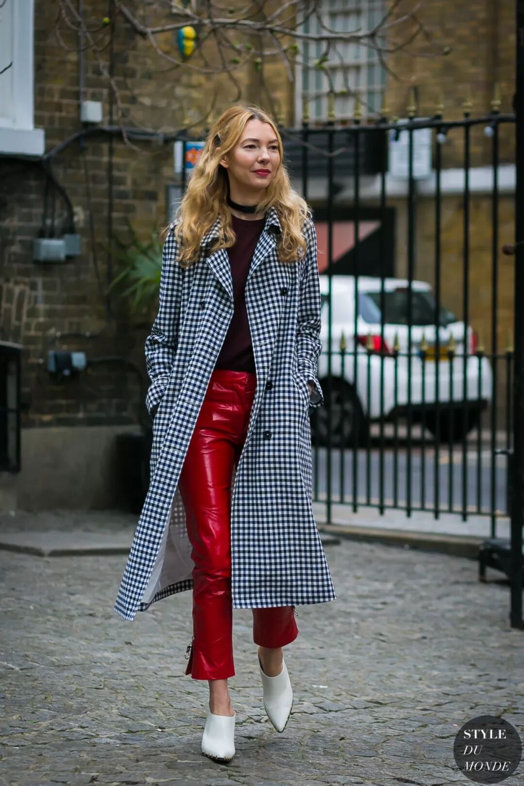 春天穿风衣+阔腿裤，简直就是气质精