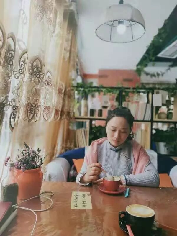 徐春芳诗歌赏析