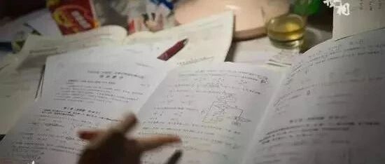 新高考取消文理分科, 12组选科分析！一个学科最吃香一个学科易吃亏! 你知道吗？