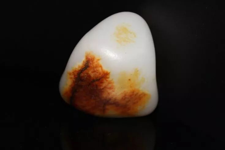 “一玉难求”的羊脂玉到底贵在哪儿？