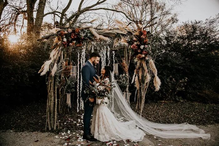 天台、小院、农村瓦房，她们为自己策划的婚礼敲敲敲敲好看！