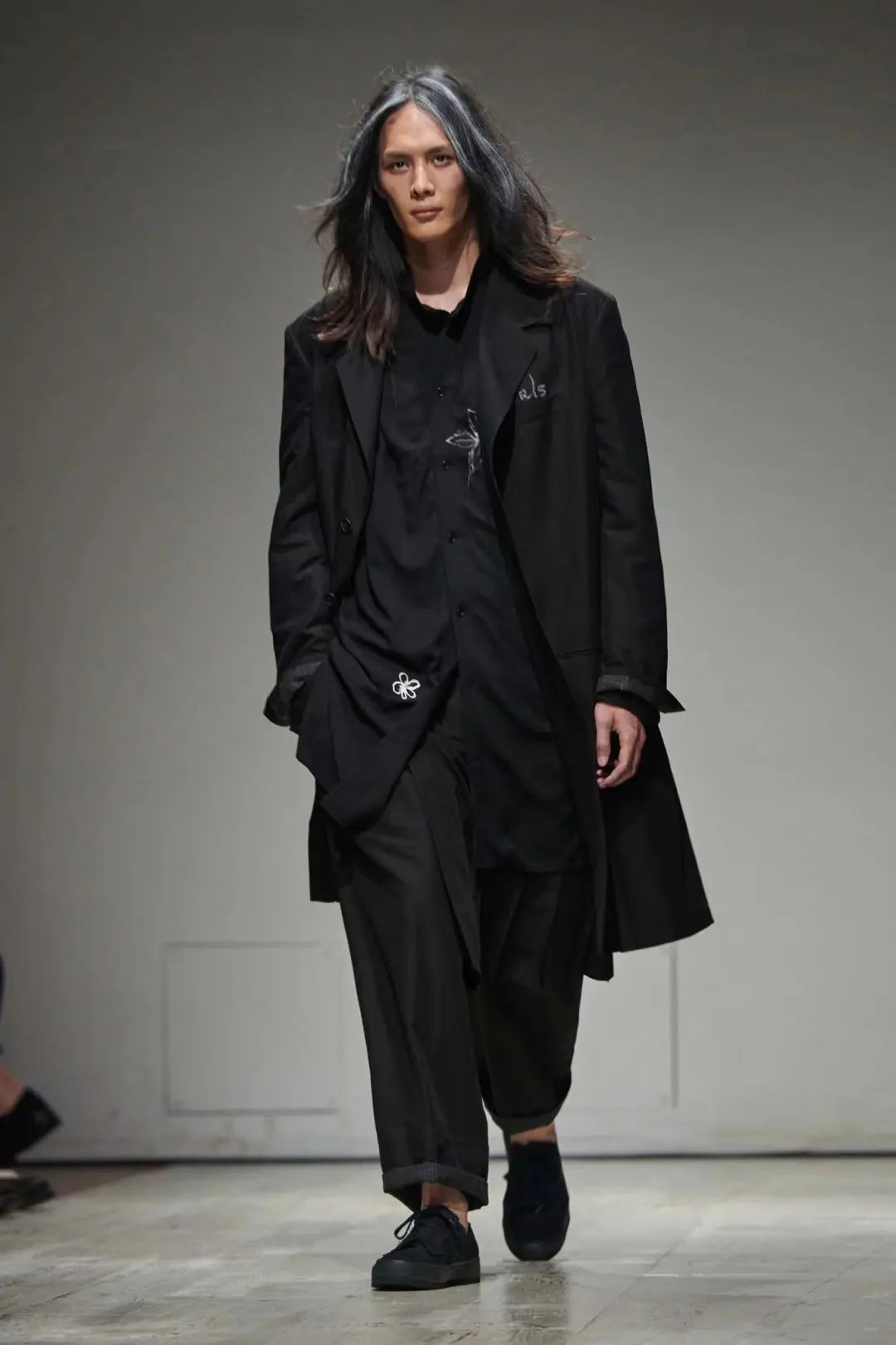 【IFA-时尚资讯】Yohji Yamamoto 2023 S/S ｜诗意又沉静的黑色美学
