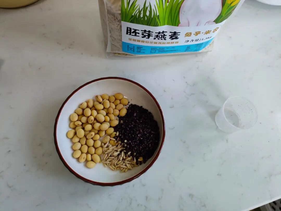 这才是真正的养生早餐！蒸蒸煮煮都“粗”粮，样样都是“高级货”