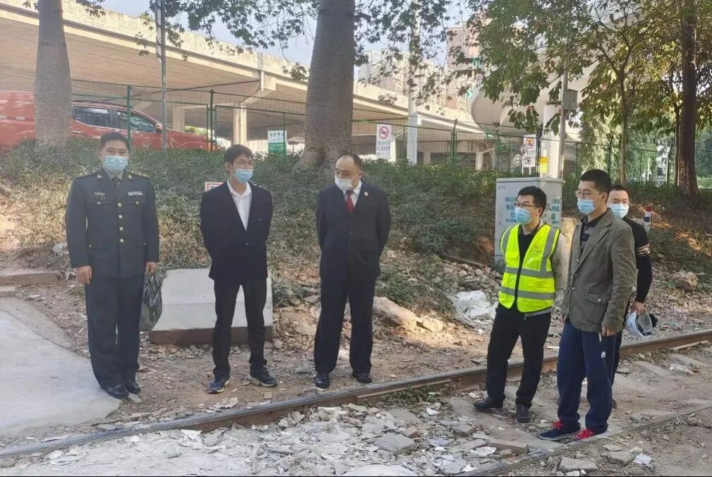 维护国防和军事利益