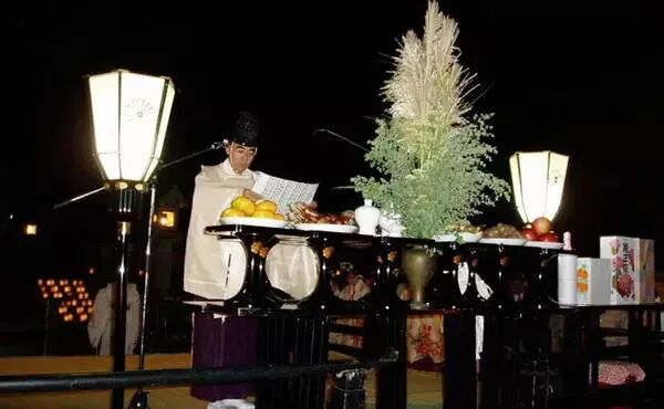 「十五夜」 | 日本人是怎么过中秋节的？