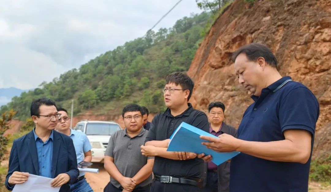 黎建勇调研南瓜坪水库移民安置点选址情况