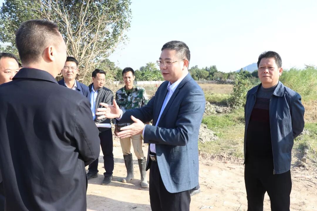 阳东区委常委,区政府党组成员林喜叠,阳东区副区长陈广尊,阳东区属有