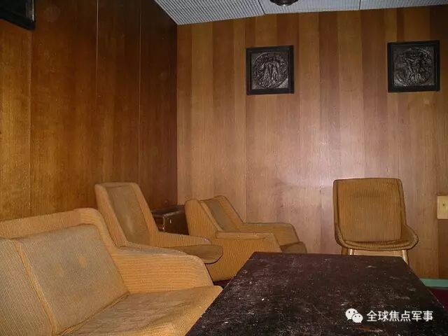 只有经过对比，才知道台风级潜艇究竟有多大的图21