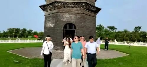 请跟我来，莫问前程，文博也！