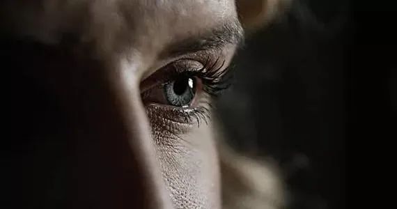 左右眼皮跳的真正含义，还需要看看时辰，最齐全讲解！