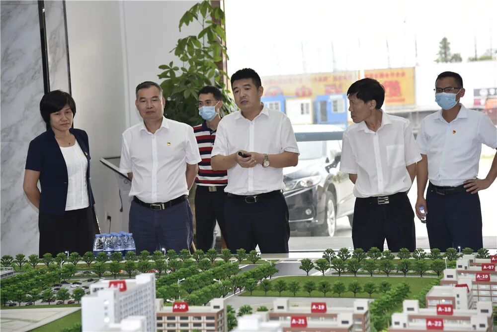 在g325国道银岭园区段,银岭a区公园选址现场,广东(阳江)万洋众创城及