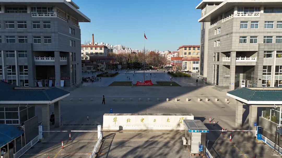 学校.JPG