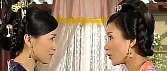 “四川女娃娃聊天都这么扯的吗？”哈哈哈哈太真实了吧！！