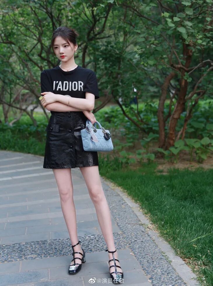 变身水冰月全身画_水冰月变身_变身吧水冰月