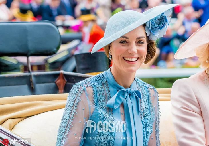 好氣質靠耳環？凱特王妃在賽馬場的裝扮，演譯了「less is more」的時尚法則 時尚 第6張