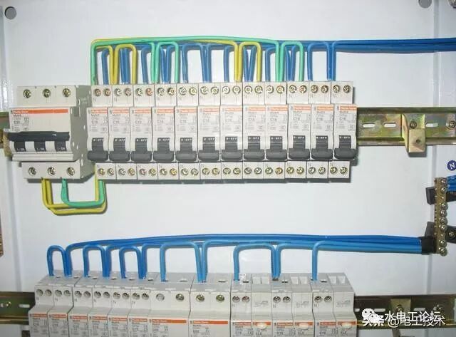 电工知识：配电箱内空气开关配线要求和规范，请收藏的图4