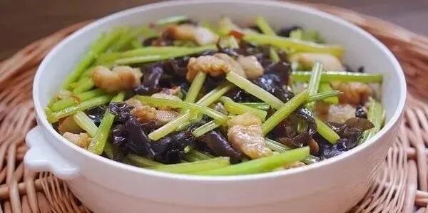 晚餐吃什么？推荐10道受欢迎的家常菜，开胃解馋，多吃几碗白米饭