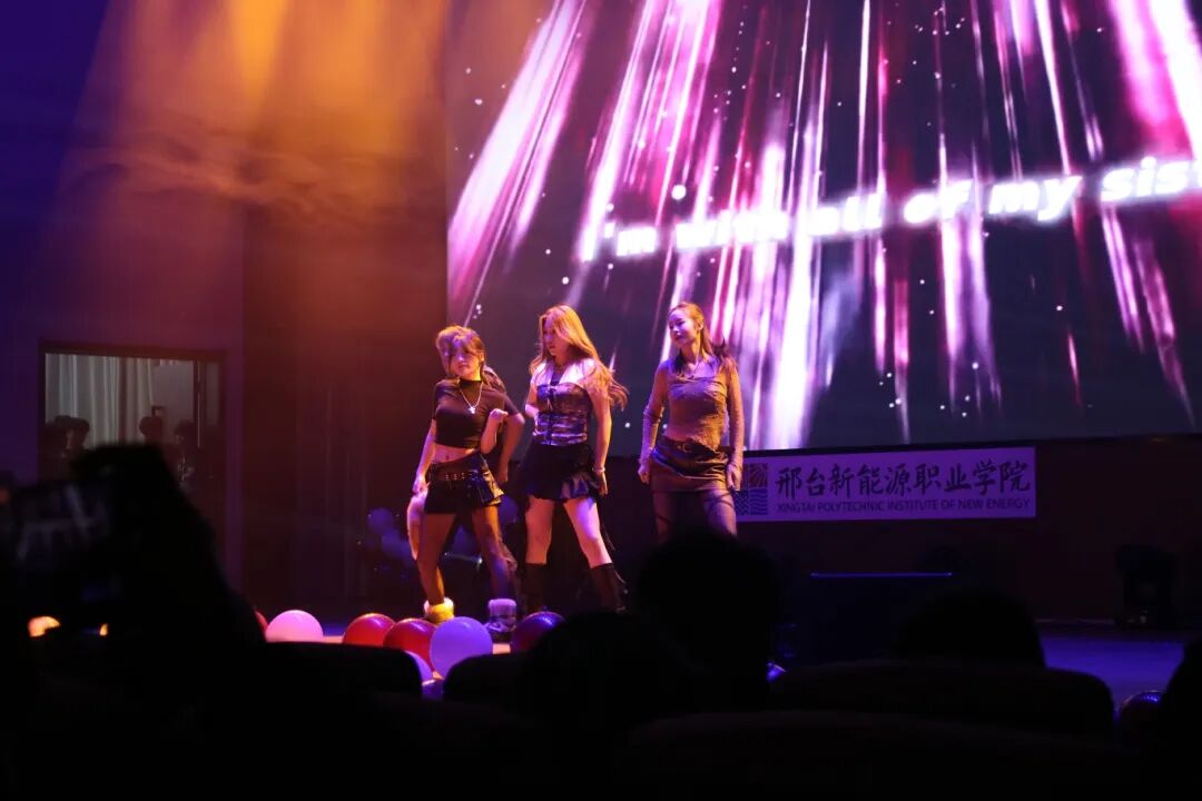 1.街舞《kill this jump》.JPG