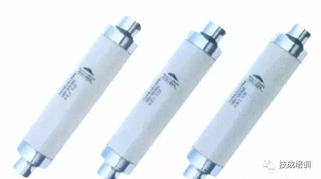 你知道10kV配电室内都有些什么吗？的图14