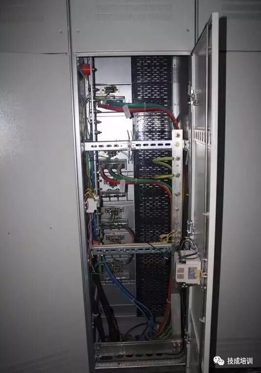 你知道10kV配电室内都有些什么吗？的图26