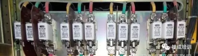 你知道10kV配电室内都有些什么吗？的图44
