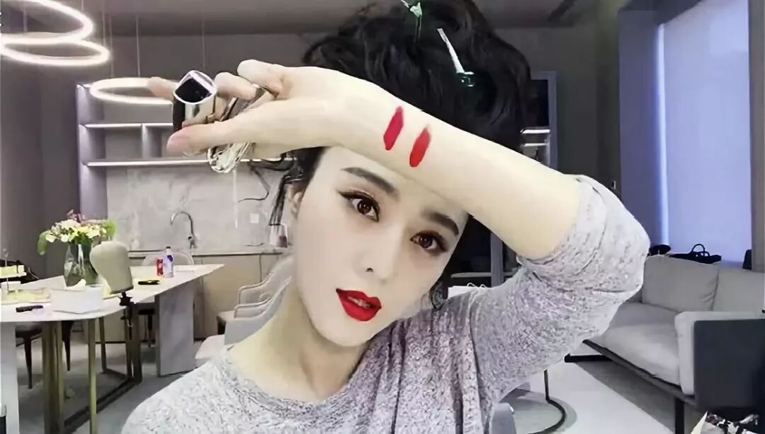 女明星身家数十亿，为啥还要推荐平价面膜？