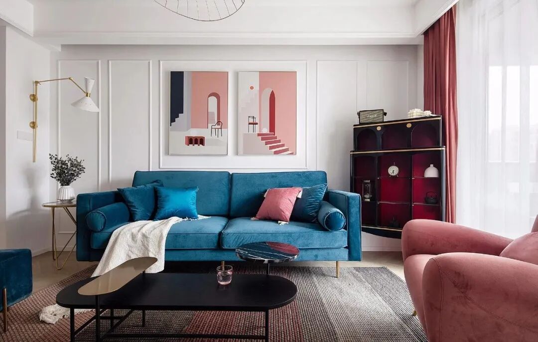 客厅挂什么画最好？7种选择助你挂好客厅的装饰画