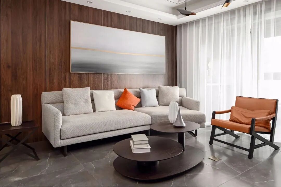 客厅挂什么画最好？7种选择助你挂好客厅的装饰画