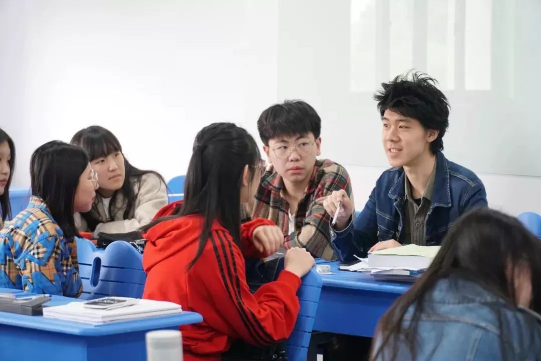 上海國際學校排行榜前十名_上海ALEVEL國際學校_上海國際學校高中