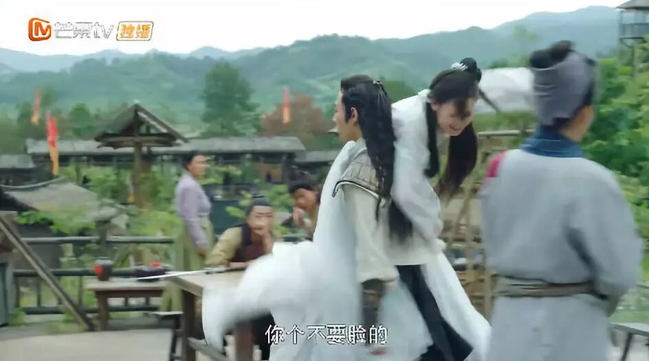因戏生情？！芒果台力捧小花竟偷偷恋爱了...（组图） - 15