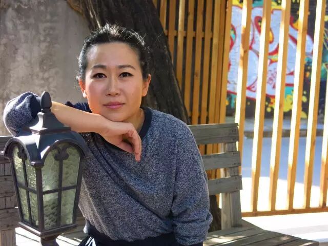 miss li,网名李大拿,本名李冬莉.艺集创始人.