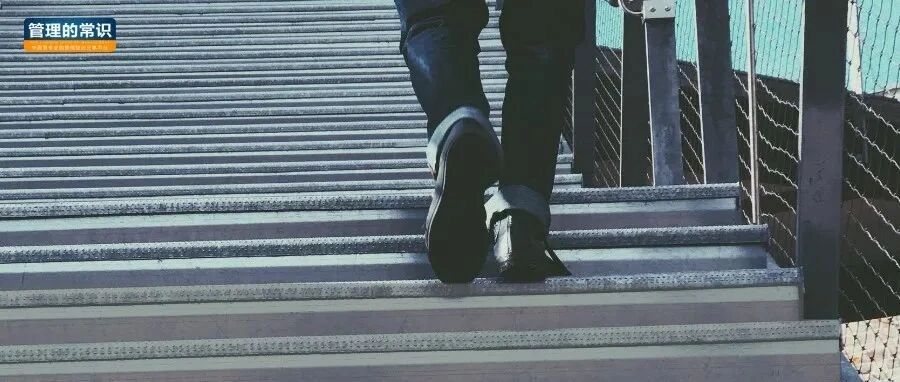 一个人开始走上坡路的5种迹象