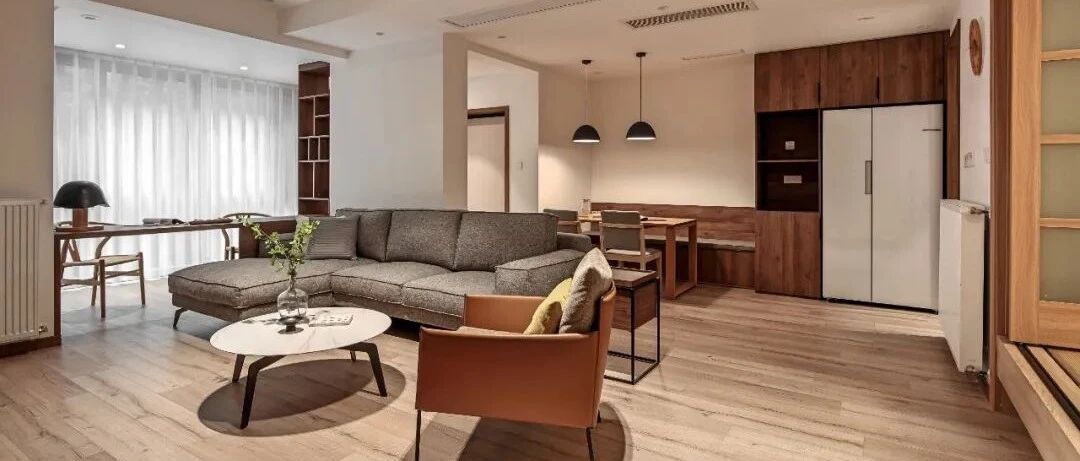 130㎡旧房改造，阳台纳入客餐厅，Get闹市中的悠然居所！