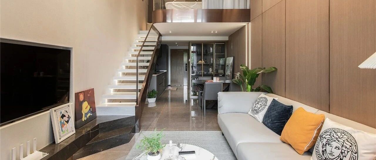 85m²复式两人居，无主灯+线性光，感受别致的光影变化！