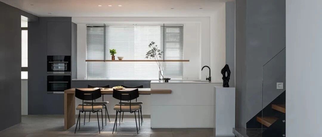 166㎡简约风，灰色、木色、白色，营造空间的沉静与内敛！