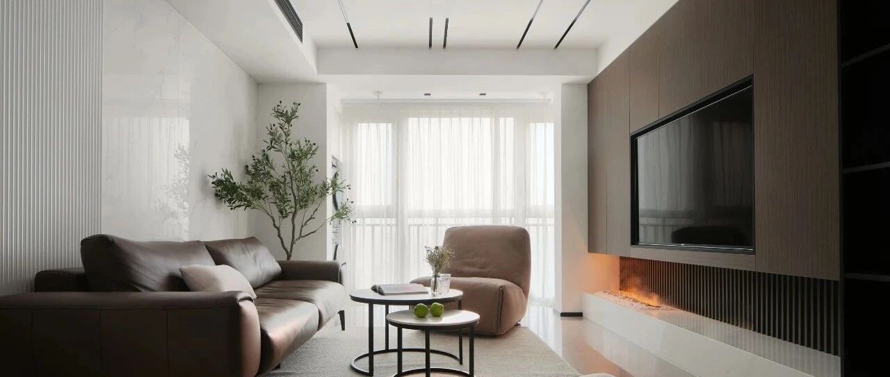 南京夫妻买下117㎡，咖色、粉色、灰色、酒红...高级耐看的二人世界！