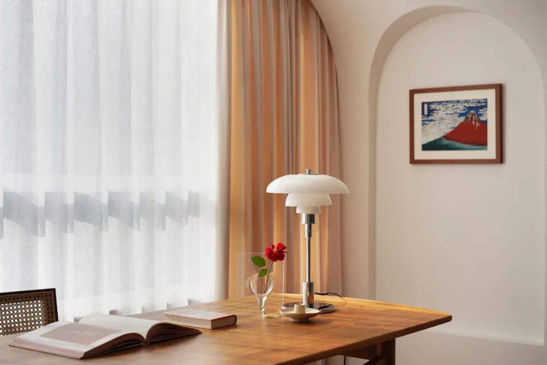 180㎡兩居室，LDK一體化，溫暖中性色+極簡設計，裝出大宅氣度！ 家居 第27張