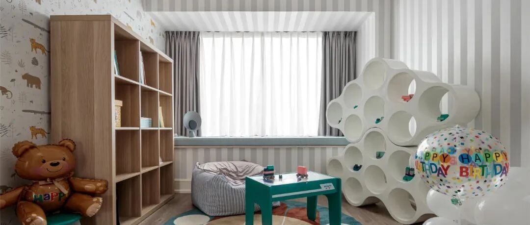 年轻夫妻买下140㎡，多种调色点缀空间，甜美与精致共存！