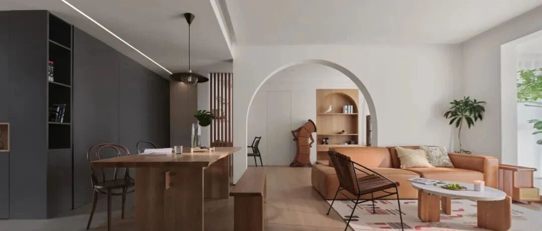 149㎡轻复古的家，拱形门+木格栅背景墙，充满着自然野趣！