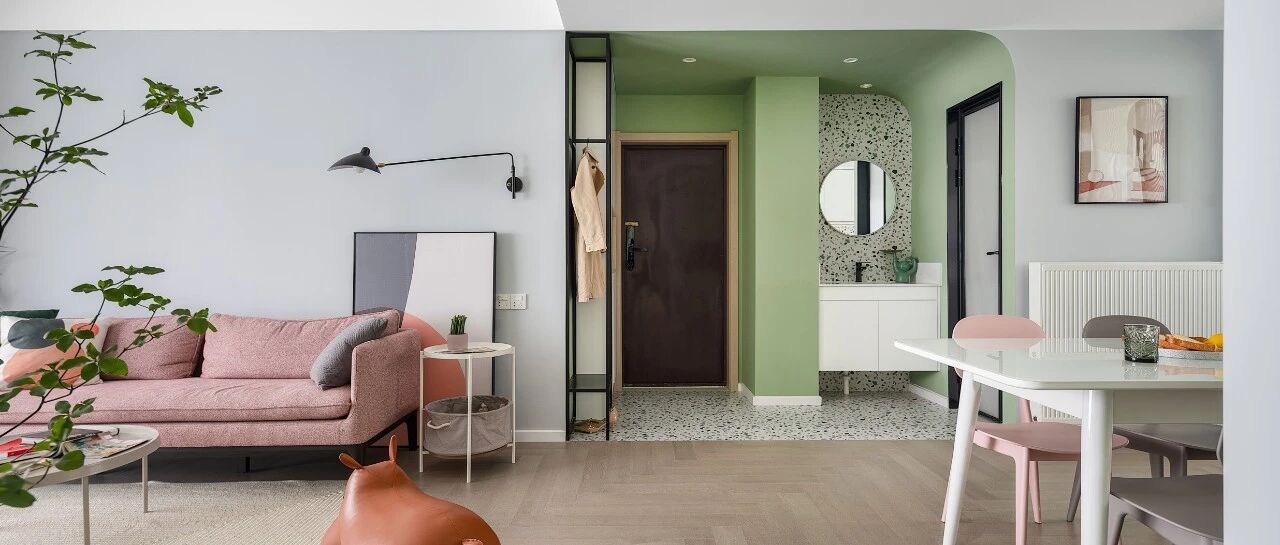 年轻夫妻买下110㎡公寓做婚房，牛油果绿+水磨石元素，太甜了！