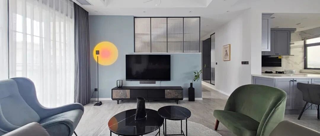 160㎡美式风格，自带氛围感的灰蓝色，营造浪漫的顶楼跃式！